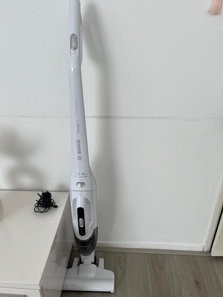 Steelstofzuiger BOSCH Readyy’y 16V Serie 2, Ophalen, Gebruikt, Reservoir, Stofzuiger