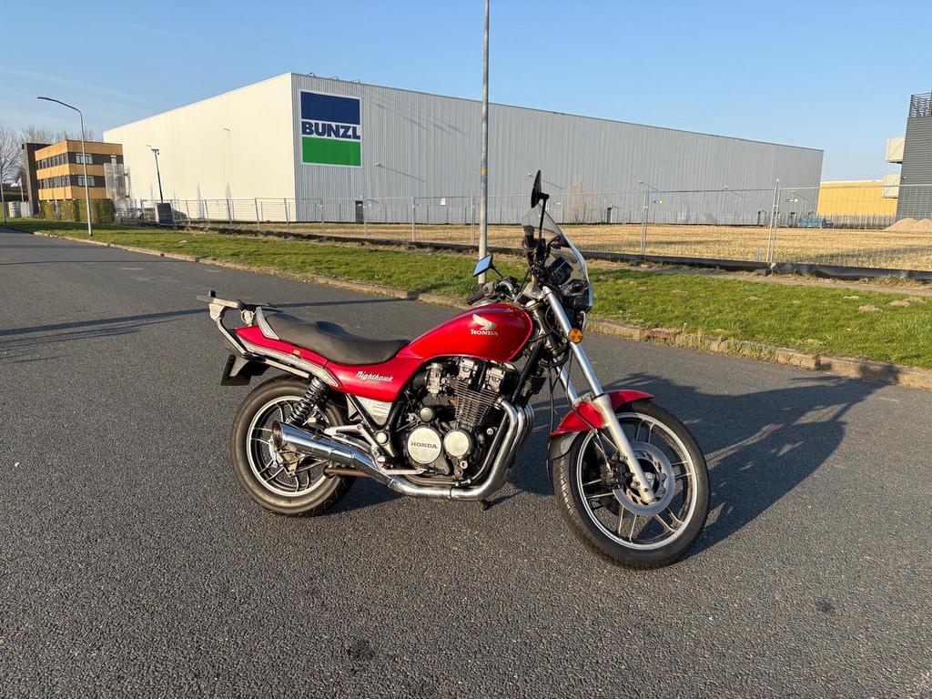 Honda CBX650 Nighthawk 1984 - Cardan, Hydraulische Klepstote, Cardan-aandrijving, 4 cilinders, Motorrijbewijs A, Meer dan 35 kW
