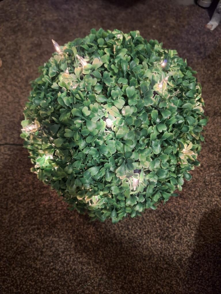 Buxusbol kunst groen maat 22cm doorsnee, Ophalen of Verzenden, Zo goed als nieuw