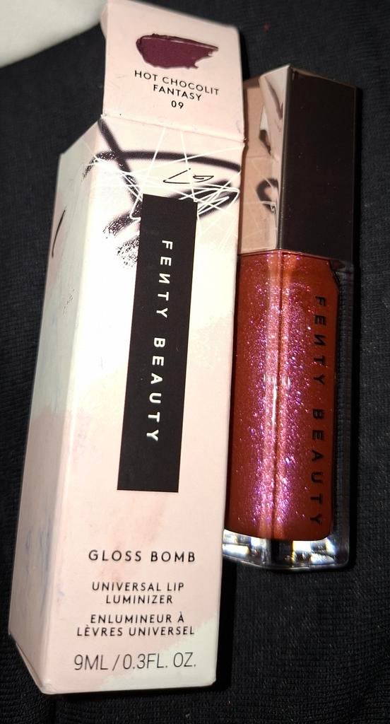 Nieuwe lipgloss van Fenty hot chocolit, Ophalen of Verzenden, Nieuw, Roze, Lippen
