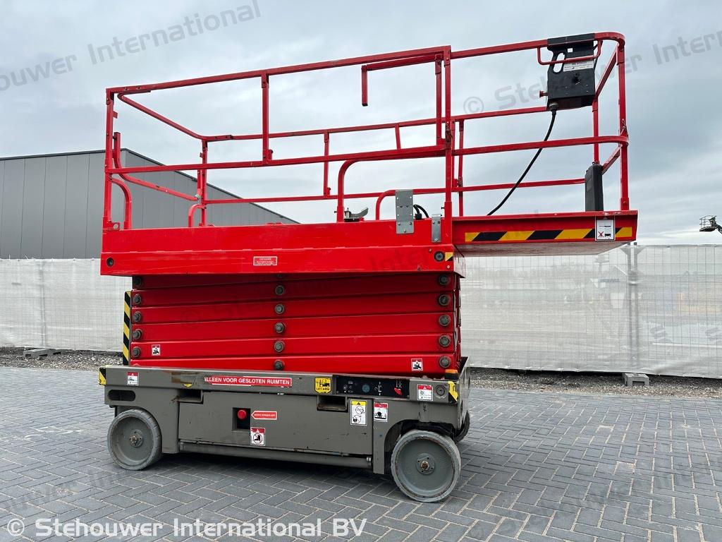 Haulotte Compact 14 hoogwerker schaarhoogwerker (bj 2014), Zakelijke goederen, Machines en Bouw | Liften, Steigers en Ladders