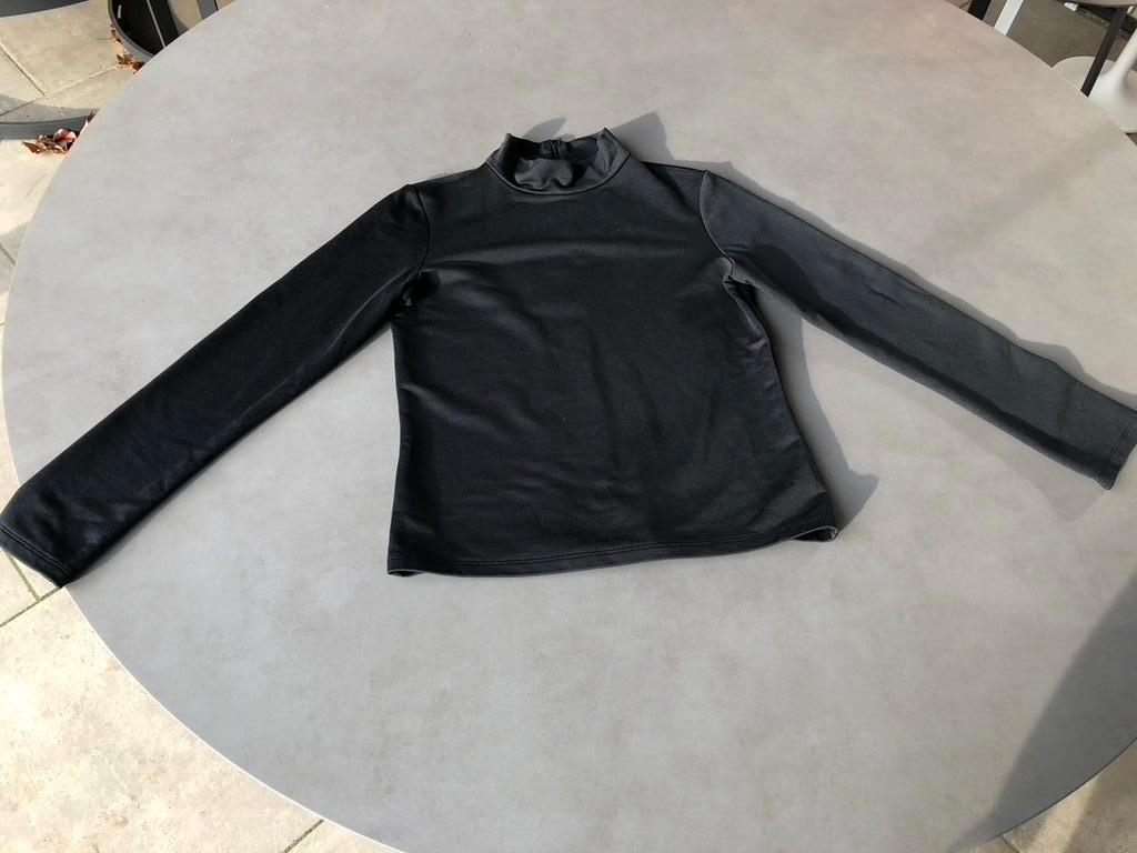 Zwart Vanillia truitje, maat 2 = S, Verzenden, Vanilia, Zwart, Zo goed als nieuw