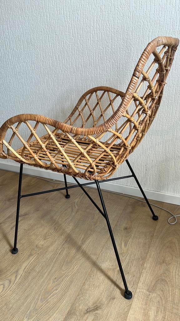 4 rieten keukenstoelen (gereserveerd), Ophalen, Gebruikt, Bruin, Eén