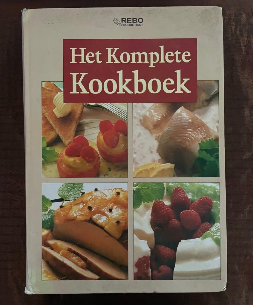 Het Komplete Kookboek - 1023 pagina's, Gelezen, Gezond koken, Overige gebieden, Tapas, Hapjes en Dim Sum