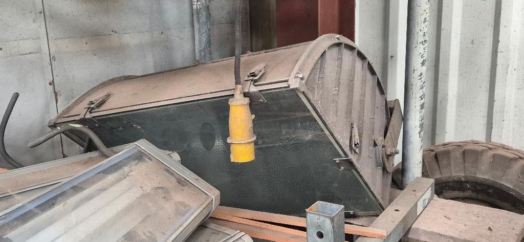 Werkplaatslamp, Ophalen, Gebruikt, Metaal, Minder dan 50 cm