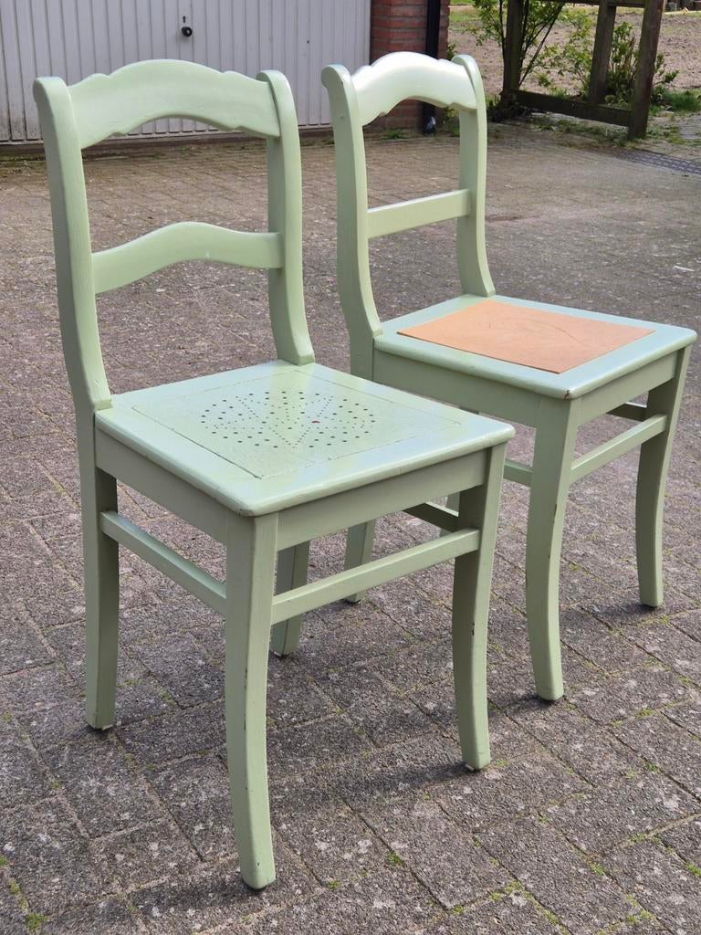 GRATIS 2 stoelen hout groen, Huis en Inrichting, Stoelen, Ophalen, Gebruikt, Twee, Overige kleuren