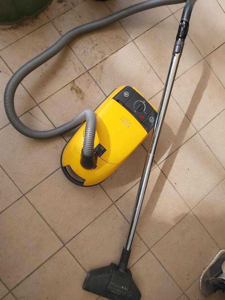 Stofzuiger Miele sunflower, Witgoed en Apparatuur, Stofzuigers, Gebruikt, Stofzuiger, Ophalen of Verzenden