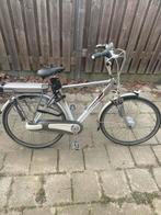 Elektrische herenfiets in goede staat, Fietsen en Brommers, Elektrische fietsen, Zo goed als nieuw, 51 tot 55 cm, 30 tot 50 km per accu