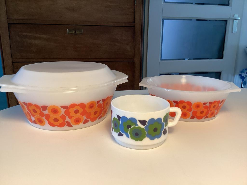 Vintage Arcopal Lotus set schalen en kopje, Verzamelen, Retro, Ophalen of Verzenden