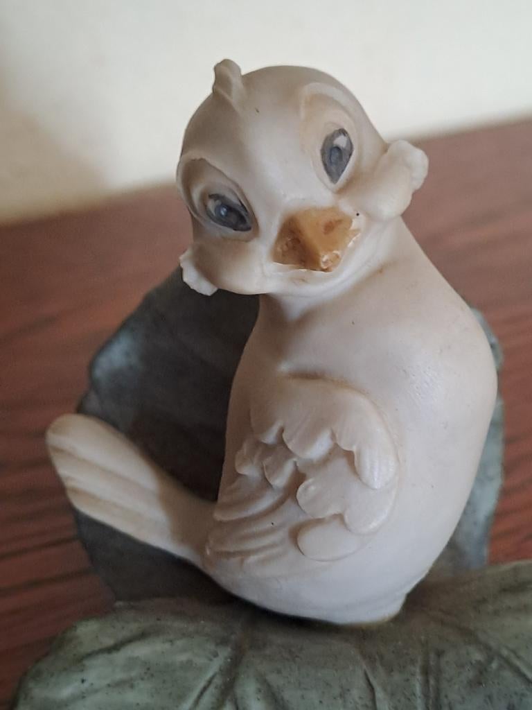 Napoleon porselein Italië  lief vogeltje op blad -, Verzamelen, Beelden en Beeldjes, Ophalen of Verzenden, Zo goed als nieuw, Dier