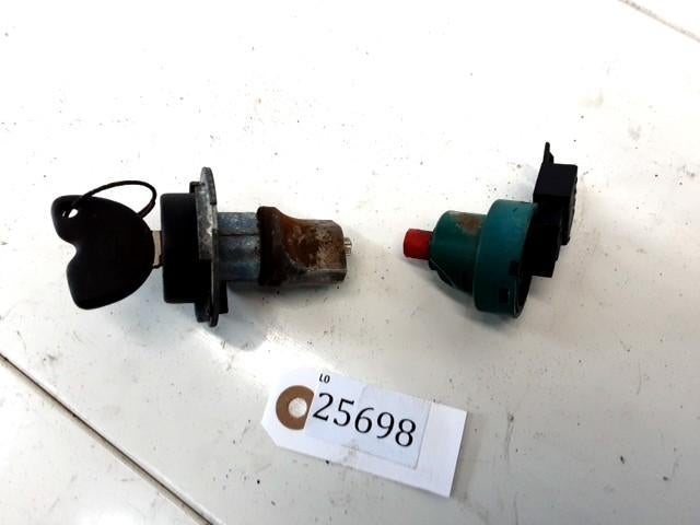 Zip 4T 2006 - 2018 Piaggio Slot Contactslot D1-57910