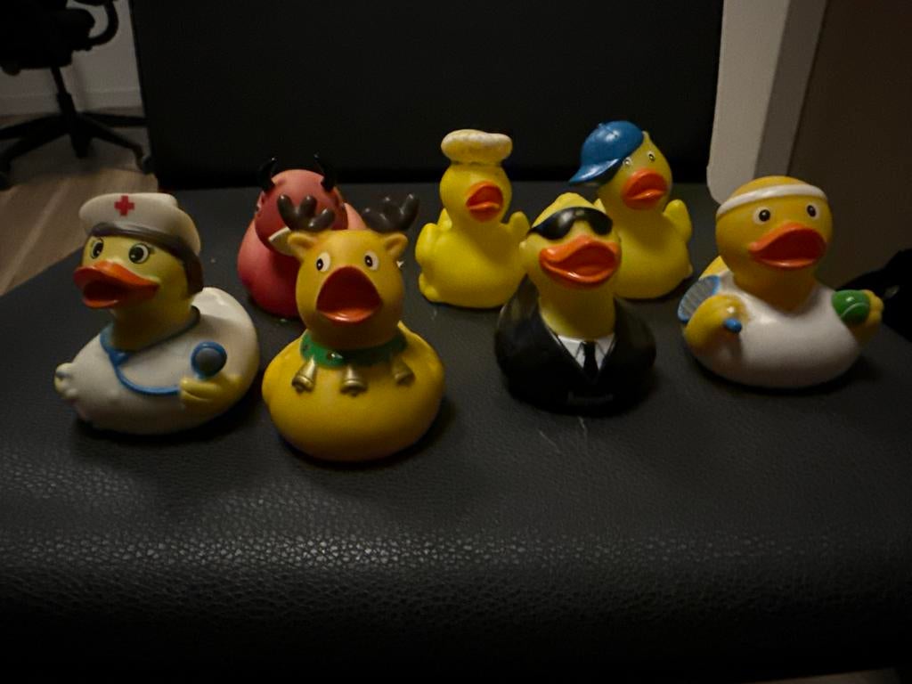 Set van 7 badeendjes thema badeend bad eenden, Kinderen en Baby's, Speelgoed | Badspeelgoed, Ophalen of Verzenden, Gebruikt