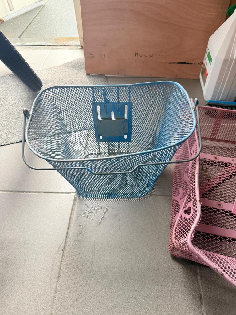 Metalen fietsmanden, Ophalen of Verzenden, Gebruikt, Fietsmand, Stuurbevestiging