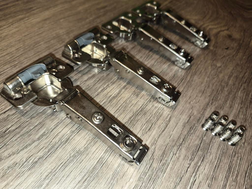 IKEA Softclose Scharnieren (4 stuks) met schroeven, Ophalen of Verzenden, Zo goed als nieuw, Minder dan 50 mm, Overige typen