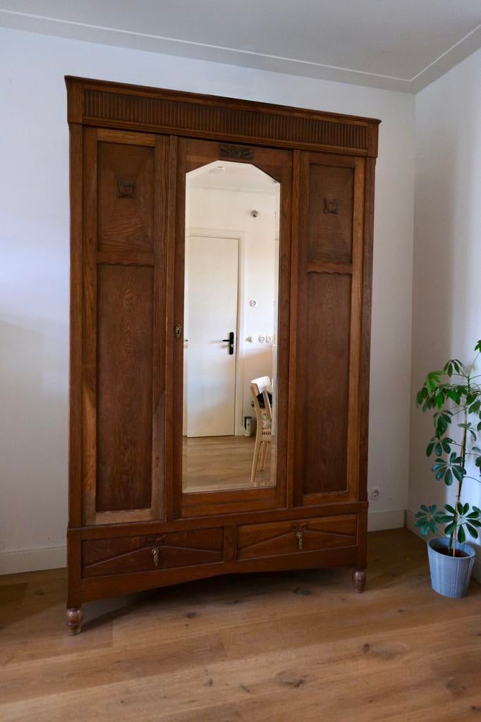 Mooie houten kast, geslepen pas spiegel, Amsterdamse School, Huis en Inrichting, 100 tot 150 cm, 200 cm of meer, 50 tot 75 cm