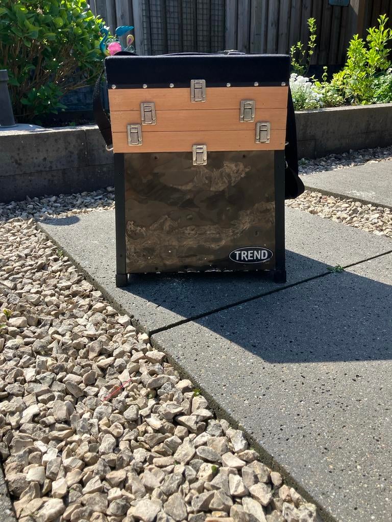 Leuke viskoffer voor de jeugdige visser - TREND, Ophalen of Verzenden, Gebruikt, Koffer of Tas