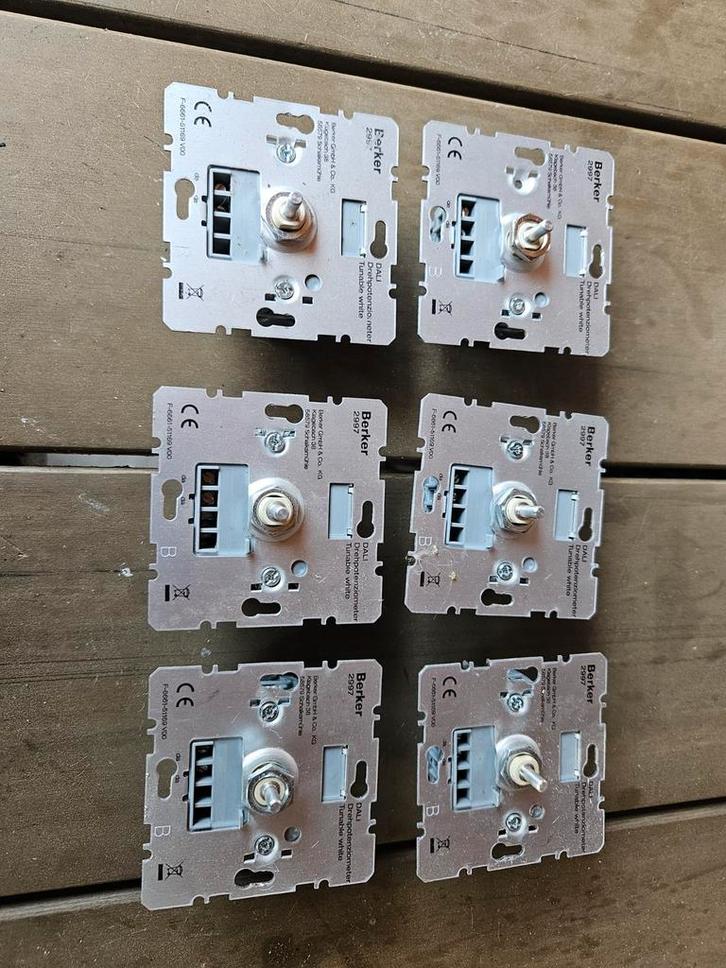 Berker DALI Draaipotentiometer 2997 Tunable White, Doe-het-zelf en Verbouw, Elektra en Kabels, Nieuw, Schakelaar, Ophalen of Verzenden