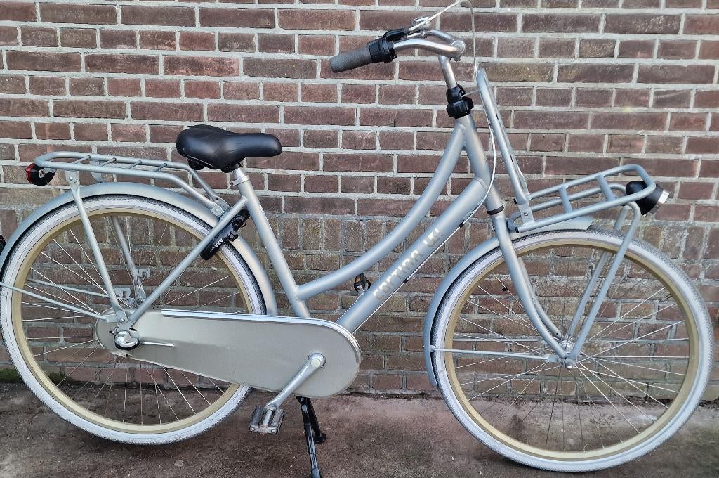 Cortina U4 transportfiets meisjes / dames, Fietsen en Brommers, Fietsen | Meisjes, Terugtraprem, Gebruikt, Cortina U4 transportfiets