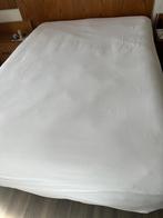 Bed 140 x200 cm. Elektrisch verstelbare bodem 2x 70 x 200 cm, Ophalen, Zo goed als nieuw, Tweepersoons, 140 cm