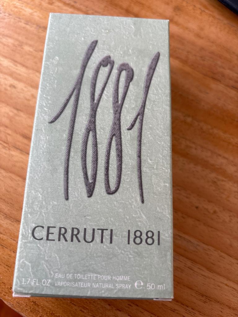 Cerruti 1881 eau de toilette pour homme 50 ml, Ophalen of Verzenden, Zo goed als nieuw