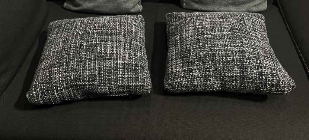 Originele Minotti Kussens Zwart/Wit NP €750 p/st, https://www.minotti.com/en, Minotti, Vierkant, Ophalen of Verzenden