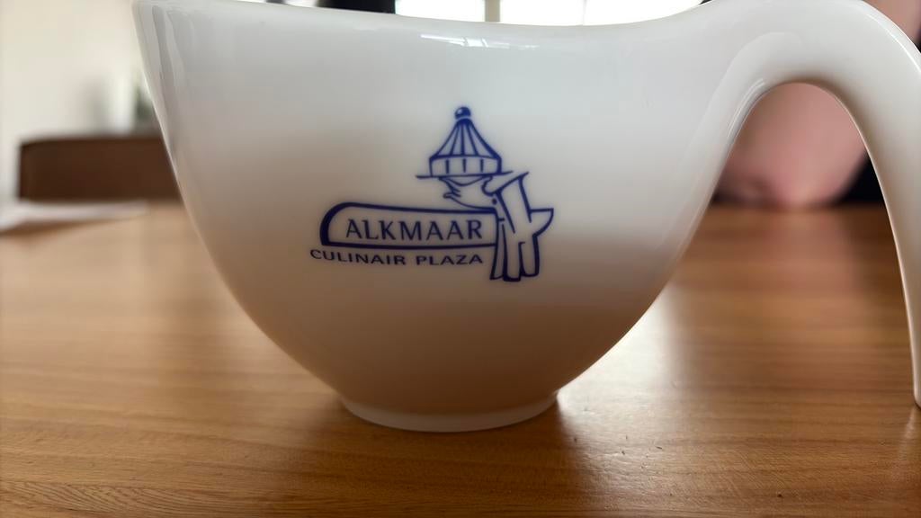 Villeroy&Boch Flow kom met handgreep, Ophalen of Verzenden, Zo goed als nieuw, Porselein