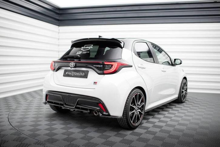 Voorlip spoiler sideskirt achterlip diffuser - Yaris GR 20+, Auto diversen, Tuning en Styling, Ophalen of Verzenden