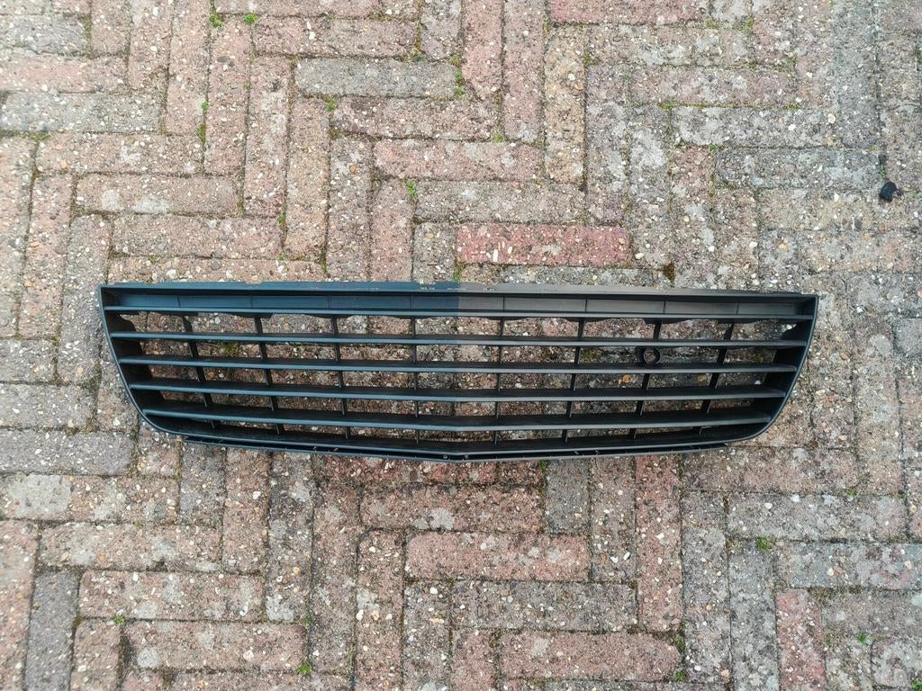 Opel Zafira B OPC Line onder grill voorbumper, Auto-onderdelen, Carrosserie en Plaatwerk, Voor, Opel, Nieuw, Ophalen of Verzenden