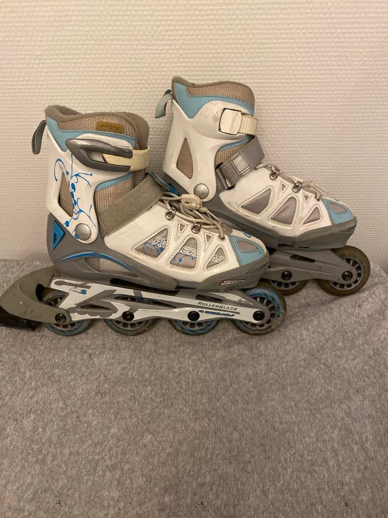 Verstelbare Skeelers Maat 32-37, Sport en Fitness, Skeelers, Overige merken, Kinderen, Ophalen of Verzenden, Inline skates 4 wielen