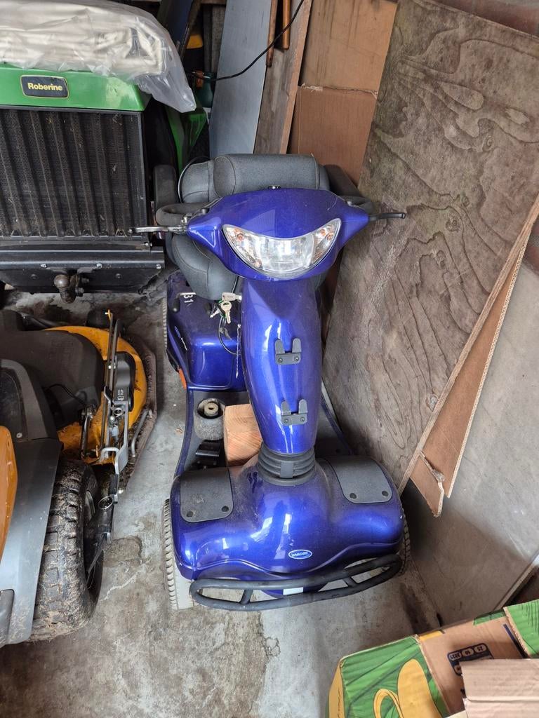 4 wieler scootmobiel ivacare auriga, Ophalen, ., @, 16 km/u of meer