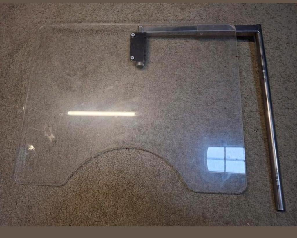 Tafeltje voor rolstoel, Ophalen of Verzenden, Zo goed als nieuw, Duwrolstoel