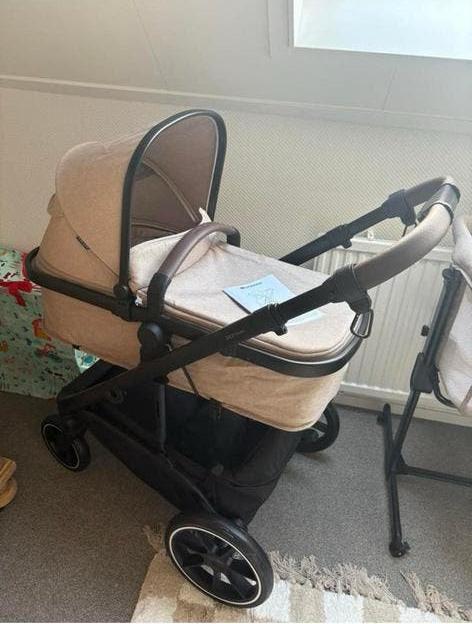 Compleet nieuwe kinderwagen, Ophalen, Zo goed als nieuw, Overige merken