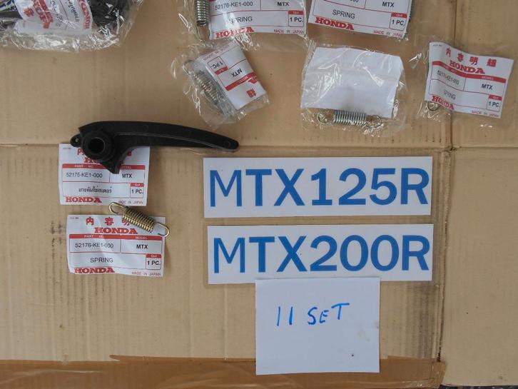 Nieuwe Spanner Chain + Veer MTX125R/JD05 - MTX200R/MD07, Motoren, Tuning en Styling, Verzenden