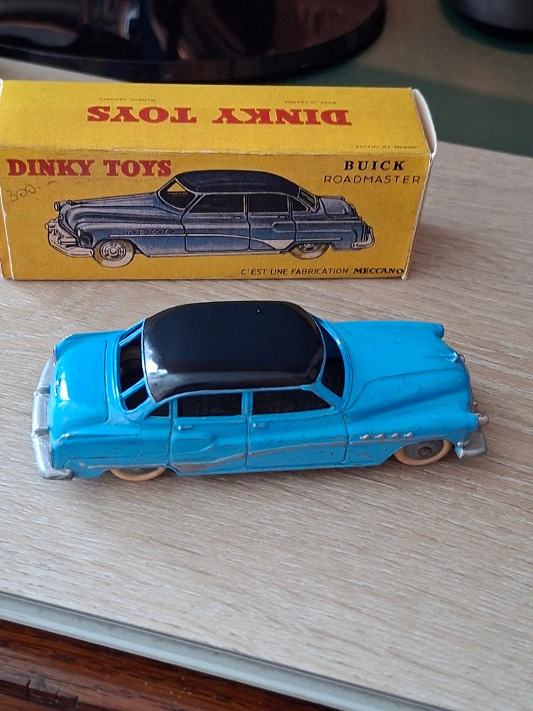 Dinky Toys Buick 24V, Ophalen of Verzenden, Zo goed als nieuw, Auto, Dinky Toys