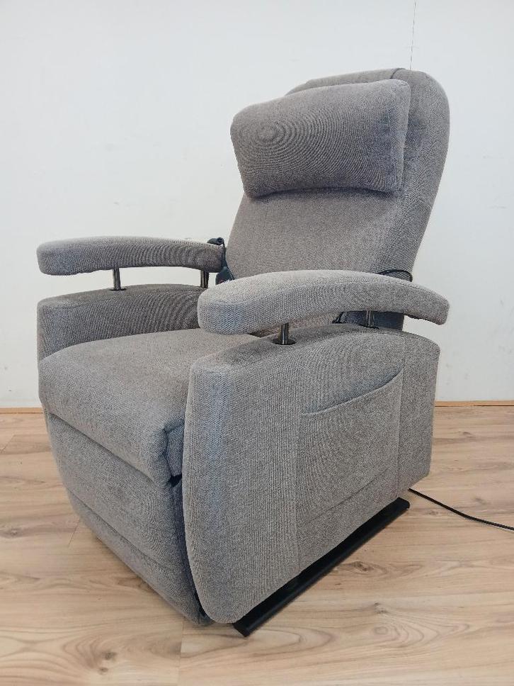 Fitform vario 570 sta op stoel (demo model), Diversen, Verpleegmiddelen, Nieuw, Ophalen