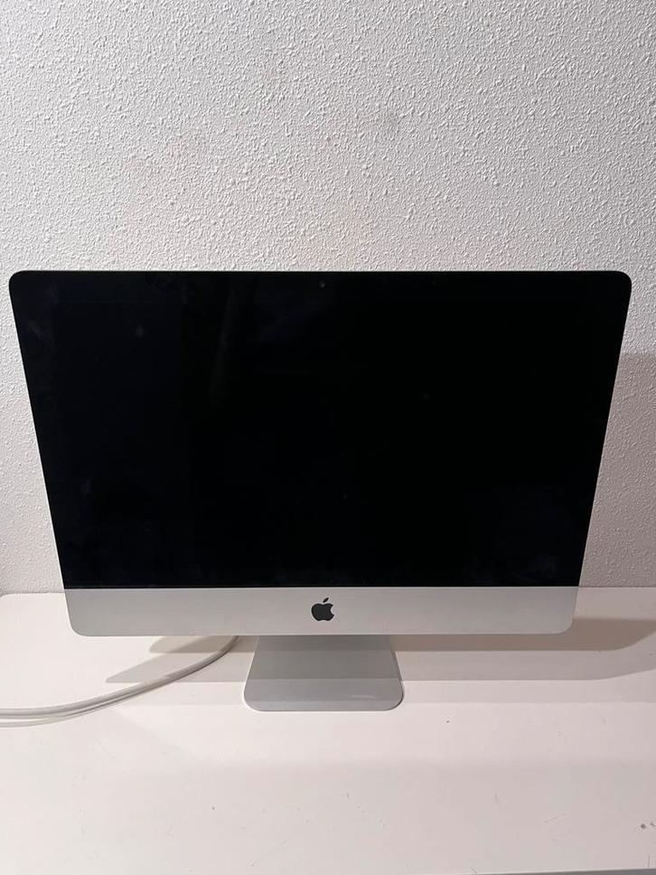 Apple Imac 21,5 inch zonder toetsenbord en muis, Computers en Software, Apple Desktops, Zo goed als nieuw, iMac, HDD, 2 tot 3 Ghz