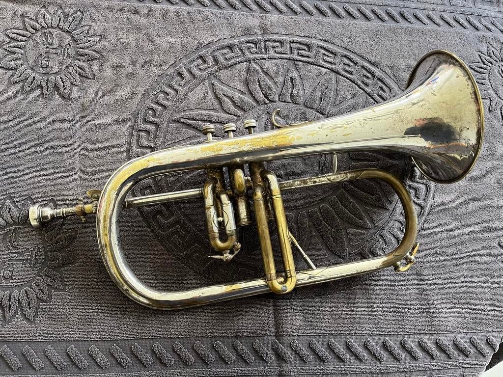 Bugel Courtois   Bb, Muziek en Instrumenten, Blaasinstrumenten | Trompetten, Ophalen of Verzenden, Gebruikt, Overige typen