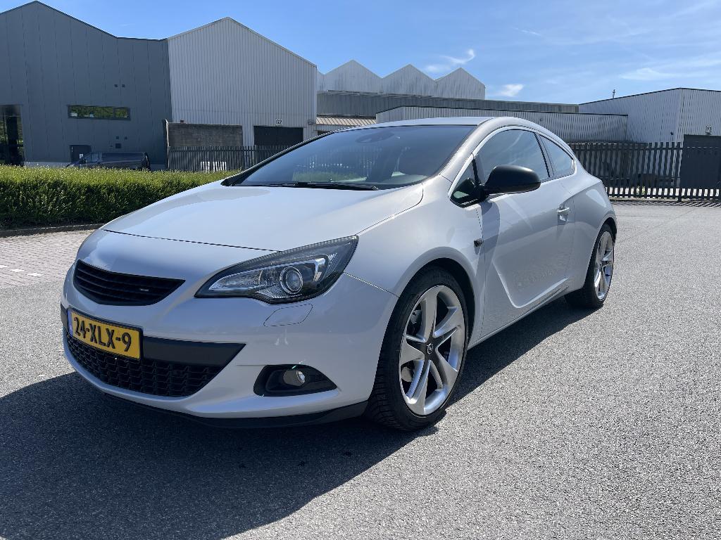 Opel Astra 1.6T 180PK Ecotec 2012, Euro 5, Stof, 4 cilinders, 179 pk