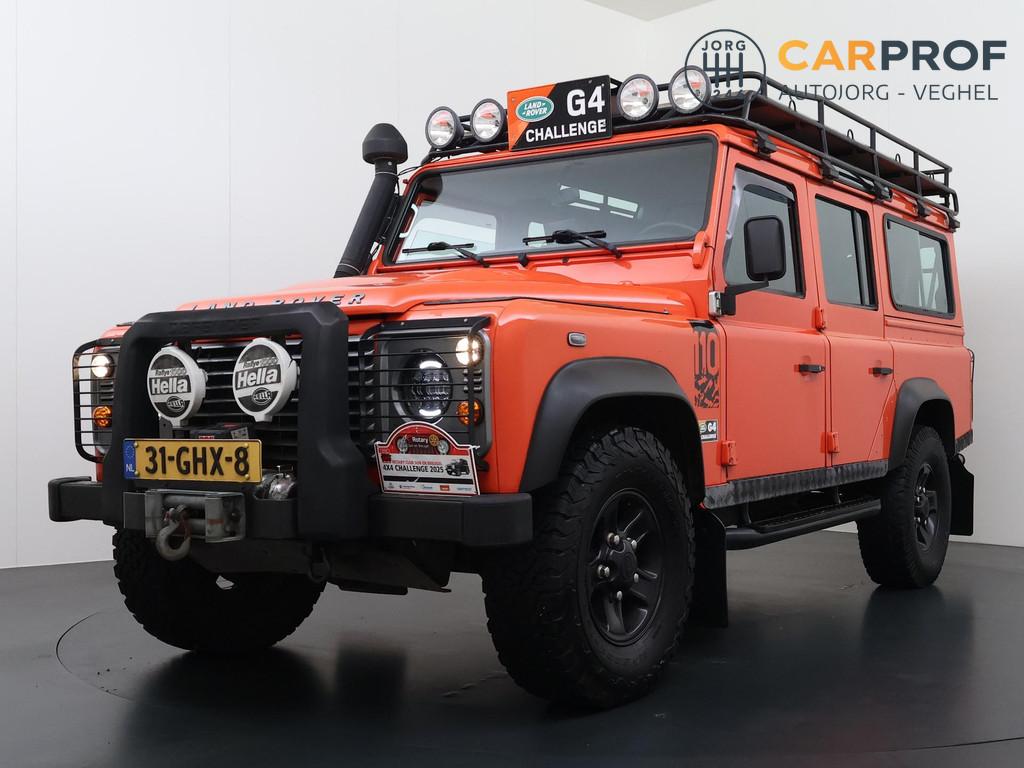 Land Rover Defender 2.4 TD 110 SW SVX 60th Anniversary G4 ch, Auto's, Land Rover, 1940 kg, Stof, Gebruikt, Zwart
