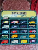 Days gone miniaturen nieuwstaat 22 stuks in show case, Ophalen of Verzenden, Zo goed als nieuw, Groter dan 1:32, Overige merken