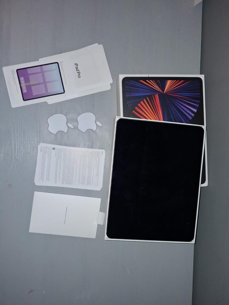 iPad Pro 12.9-inch (5th Gen) Wi-Fi 128GB Space Gray, Computers en Software, Apple iPads, Gebruikt, 12 inch, Ophalen of Verzenden