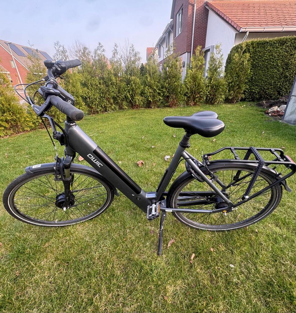 Elektrische damesfiets Qwic FN7, Fietsen en Brommers, Elektrische fietsen, 55 tot 59 cm, Ophalen, Zo goed als nieuw, Overige merken