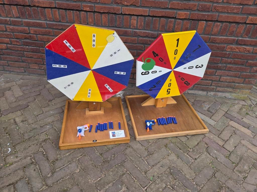 Nerf schieten op een draaiend rad. 1VS 1  HNO, Ophalen