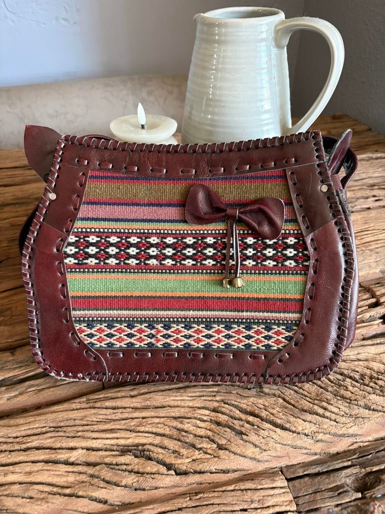 Mooie handgemaakte handtas uit Iran, Sieraden, Tassen en Uiterlijk, Ophalen of Verzenden