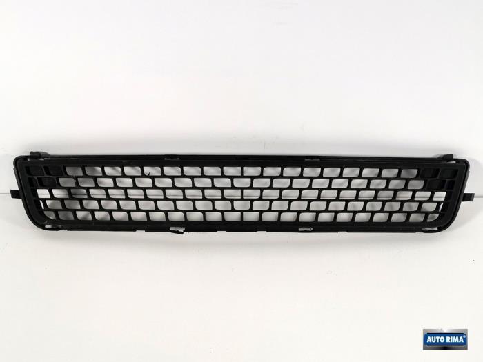 Bumper Rooster van een Volvo V70, Auto-onderdelen, Carrosserie en Plaatwerk, Bumper, Volvo, Gebruikt, 3 maanden garantie, Ophalen of Verzenden