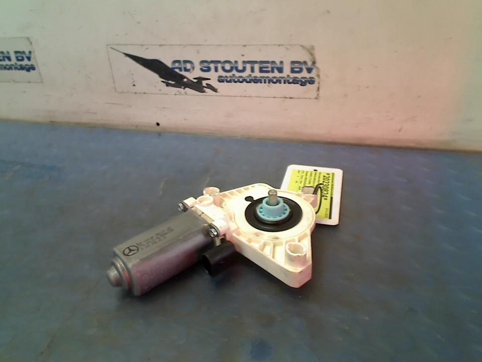 Motor Raammechaniek Rechts Voor B (W245) 2008, Gebruikt, Mercedes-Benz AG, Mercedes-Benz, Mercedesstraße 120, Stuttgart 70372, , Duitsland
