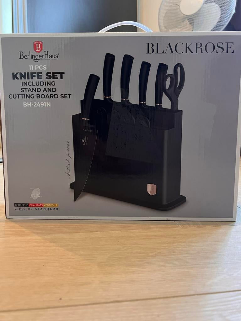 BerlingerHaus Blackrose 11-delige Messenset met Snijplanken, Snij-/serveerplank, Nieuw, Ophalen of Verzenden, Zwart