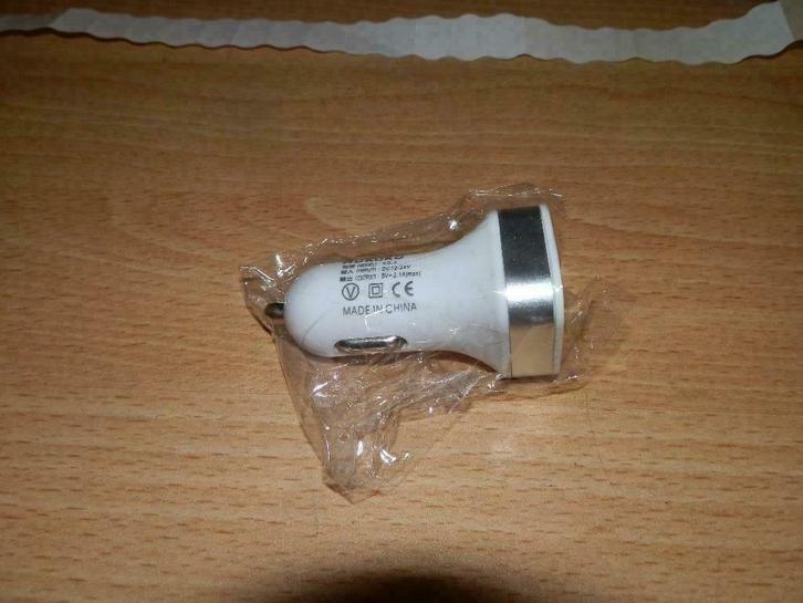 Duo usb autolader nieuw Pandjeshuis Harlingen, Telecommunicatie, Mobiele telefoons | Telefoon-opladers, Nieuw, Overige merken