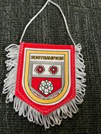 Southampton vaantje, Verzamelen, Ophalen of Verzenden, Zo goed als nieuw, Buitenlandse clubs, Vaantje of Sjaal