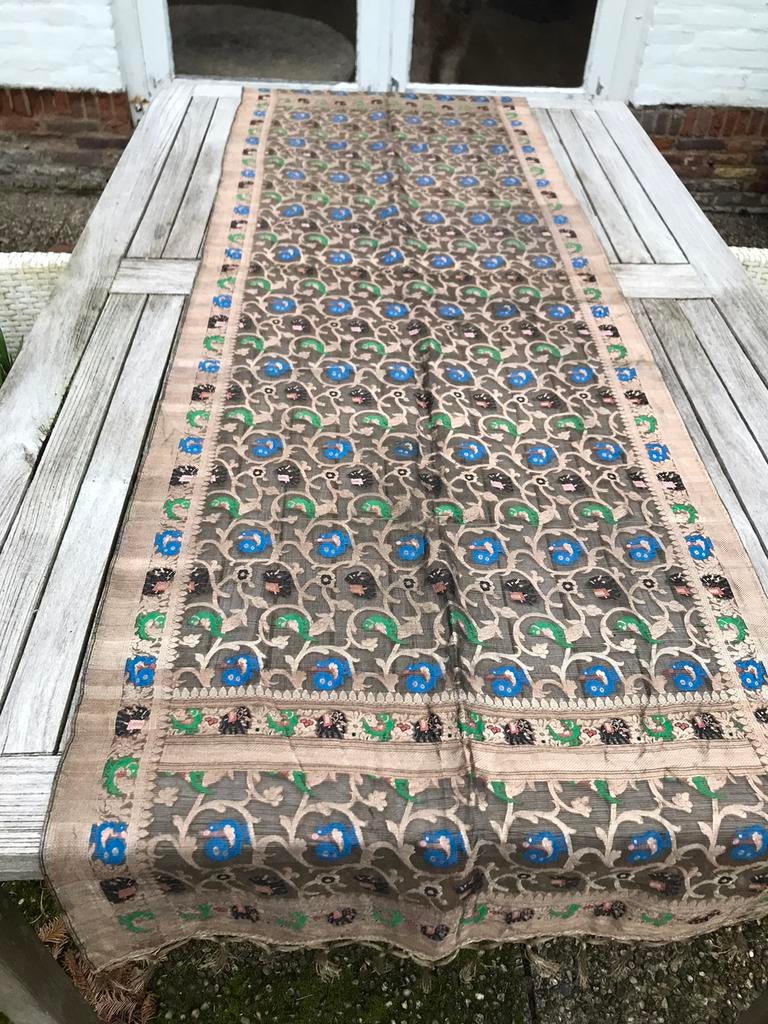 Prachtige tafel loper uit India, Ophalen, Zo goed als nieuw, Rechthoek, Binnen